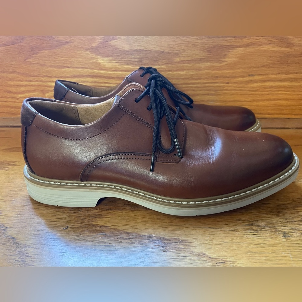 Men's boots size 8